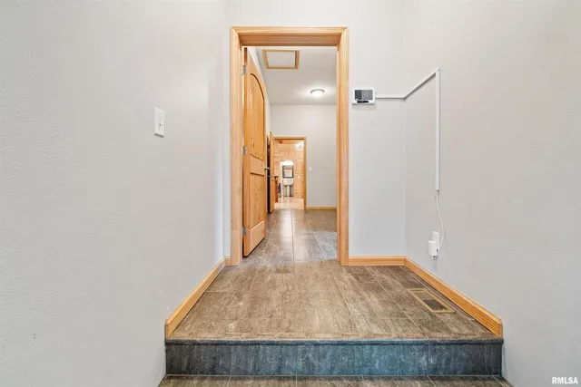 $749,900 | 1115 Hilltop Lane, Simpson, IL 62985