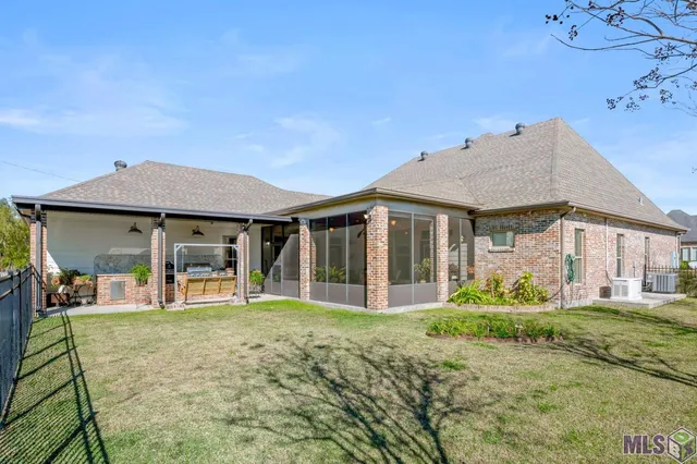 $575,000 | 343 Camille Street, Houma, LA 70360