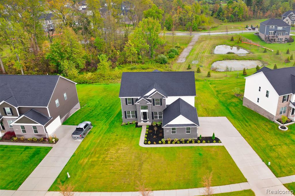 22820 Martin Road South Lyon, MI 48178 - Photo 73 of 82