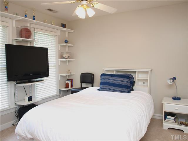 2500 Wertherson Lane Raleigh, NC 27613 - Photo 17 of 25 Gallery Image 17