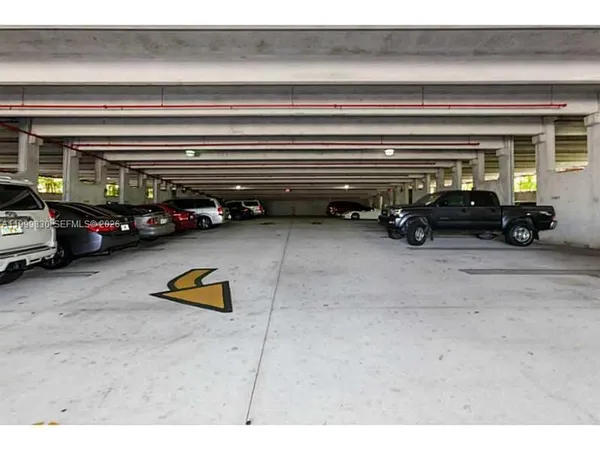 $2,800 | 2775 Northeast 187th Street, Unit 513, Aventura, FL 33180