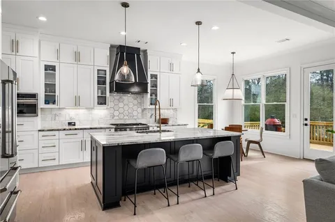 $1,350,000 | 1941 Royal Court, Atlanta, GA 30341