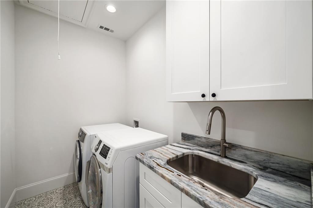 1941 Royal Court Atlanta, GA 30341 - Photo 42 of 54