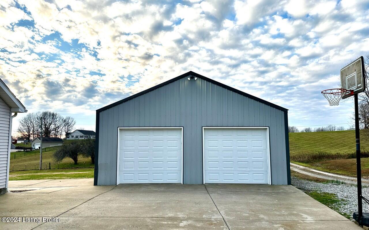 559 Grant Road Leitchfield, KY 42754 - Photo 6 of 57 2 Car Garage