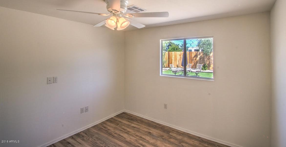 1106 East Roberts Road Phoenix, AZ 85022 - Photo 14 of 24 3rd Bedroom