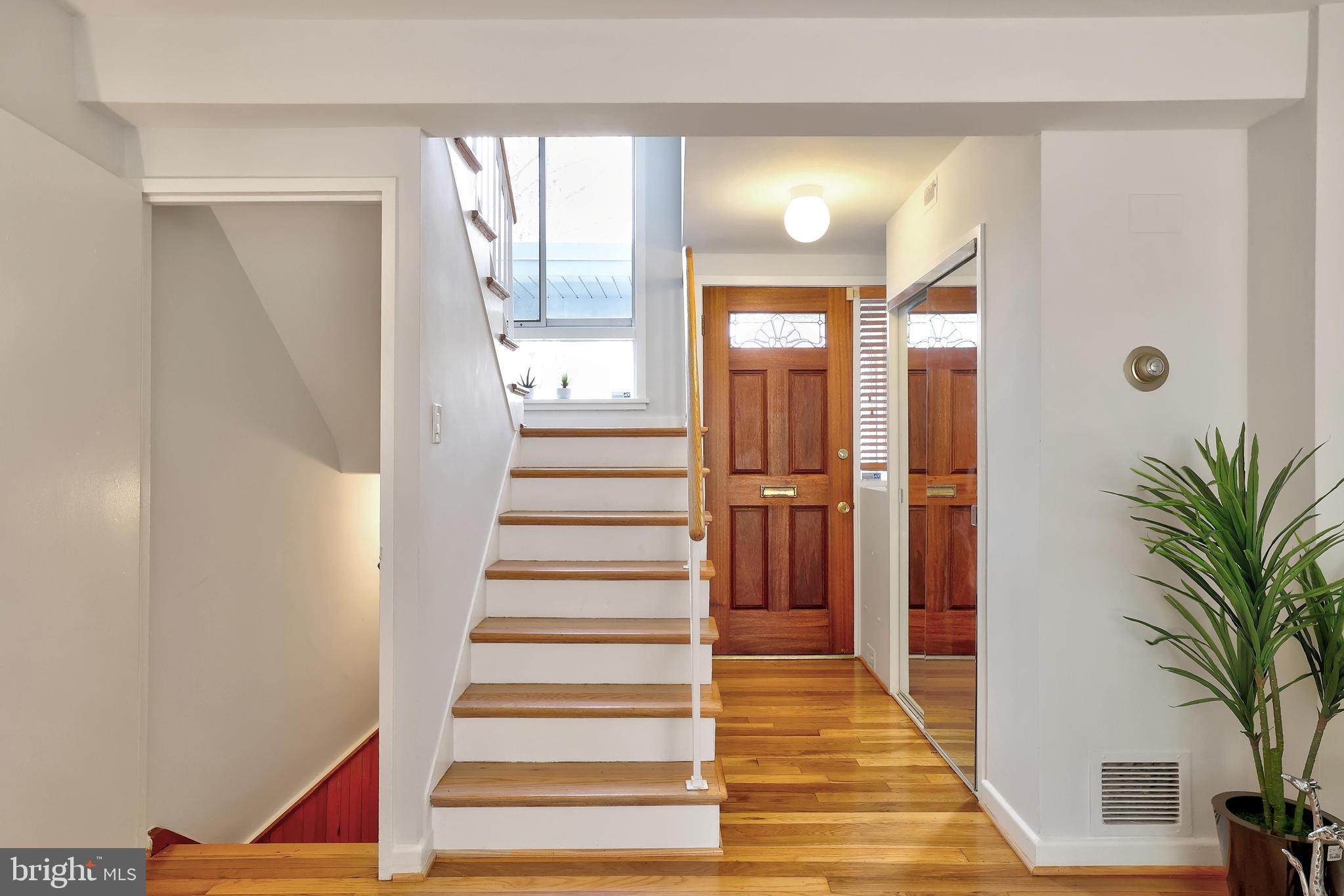 745 3rd Street Southwest, Unit 403 Washington, DC 20024 - Photo 12 of 33 Hall Closet!