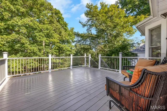 $585,000 | 15 Eagles Way Lane, Lake St. Louis, MO 63367