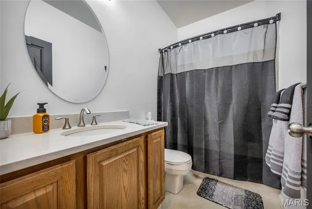 $585,000 | 15 Eagles Way Lane, Lake St. Louis, MO 63367