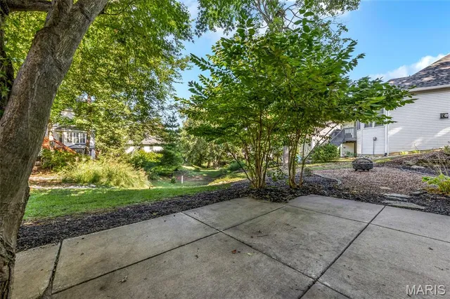 $585,000 | 15 Eagles Way Lane, Lake St. Louis, MO 63367