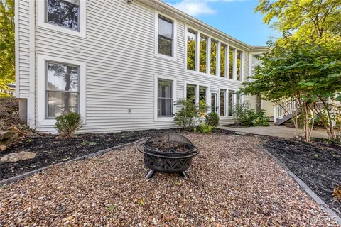 $590,000 | 15 Eagles Way Lane, Lake St. Louis, MO 63367