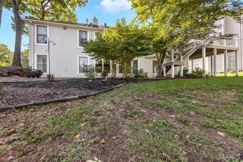 $590,000 | 15 Eagles Way Lane, Lake St. Louis, MO 63367