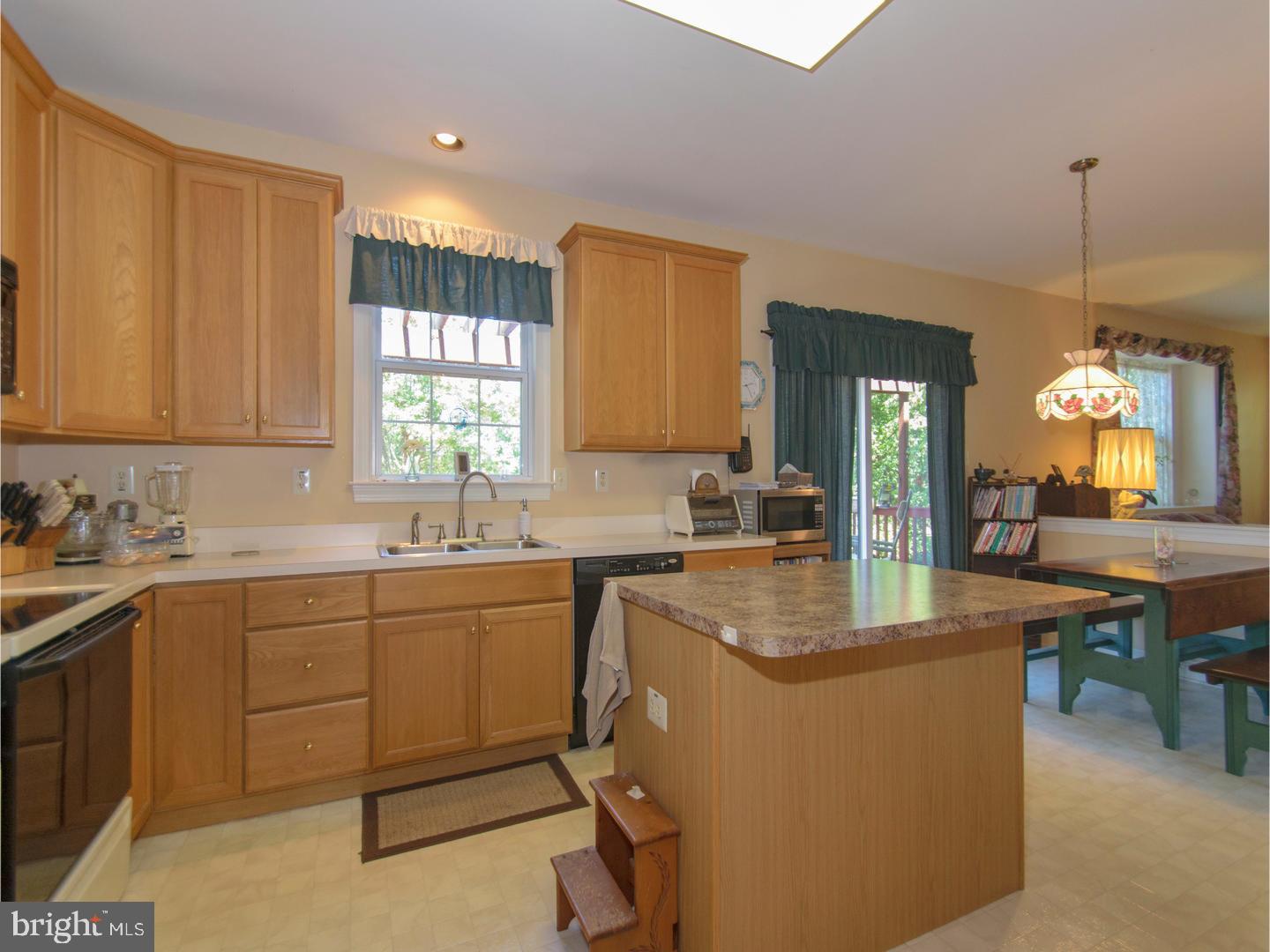 1022 Branch Mill Road Telford, PA 18969 - Photo 8 of 21 Kitchen