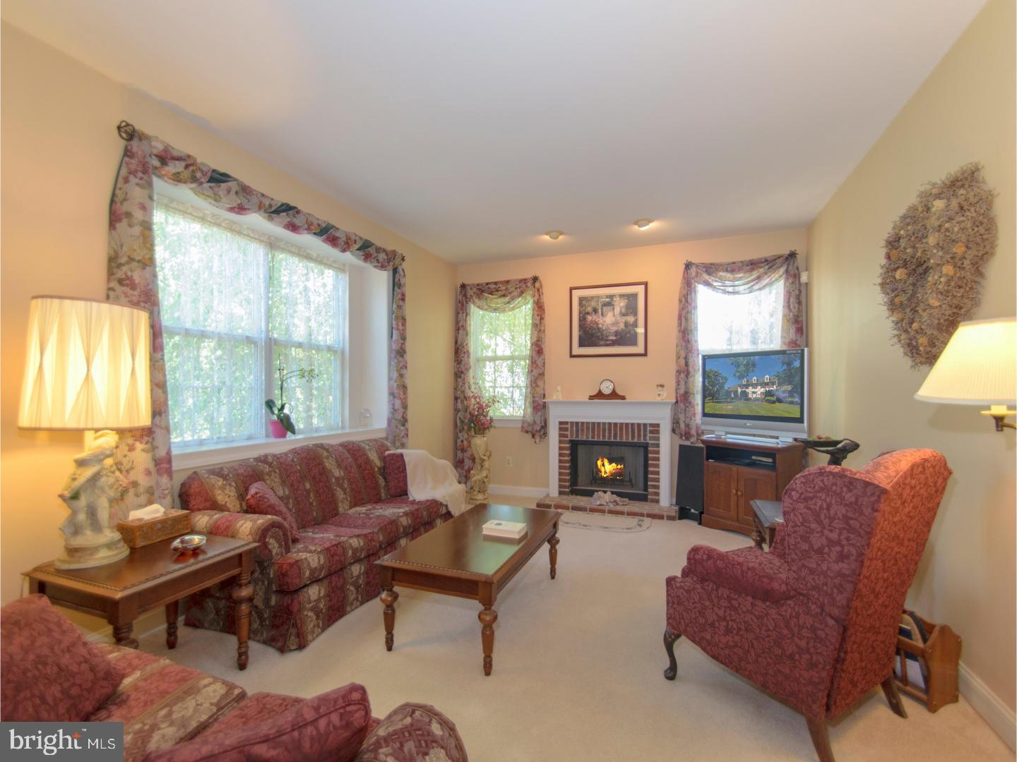 1022 Branch Mill Road Telford, PA 18969 - Photo 10 of 21 Family Room