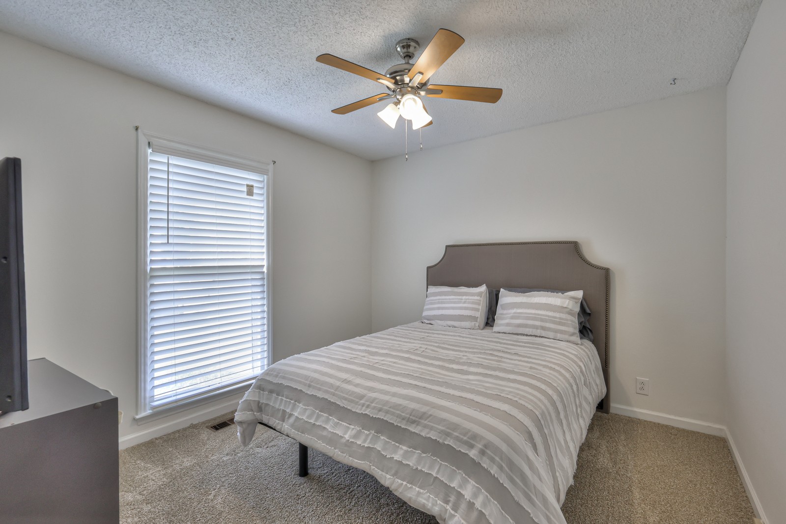1102 East Rye Court Murfreesboro, TN 37129 - Photo 17 of 39 Gallery Image 17