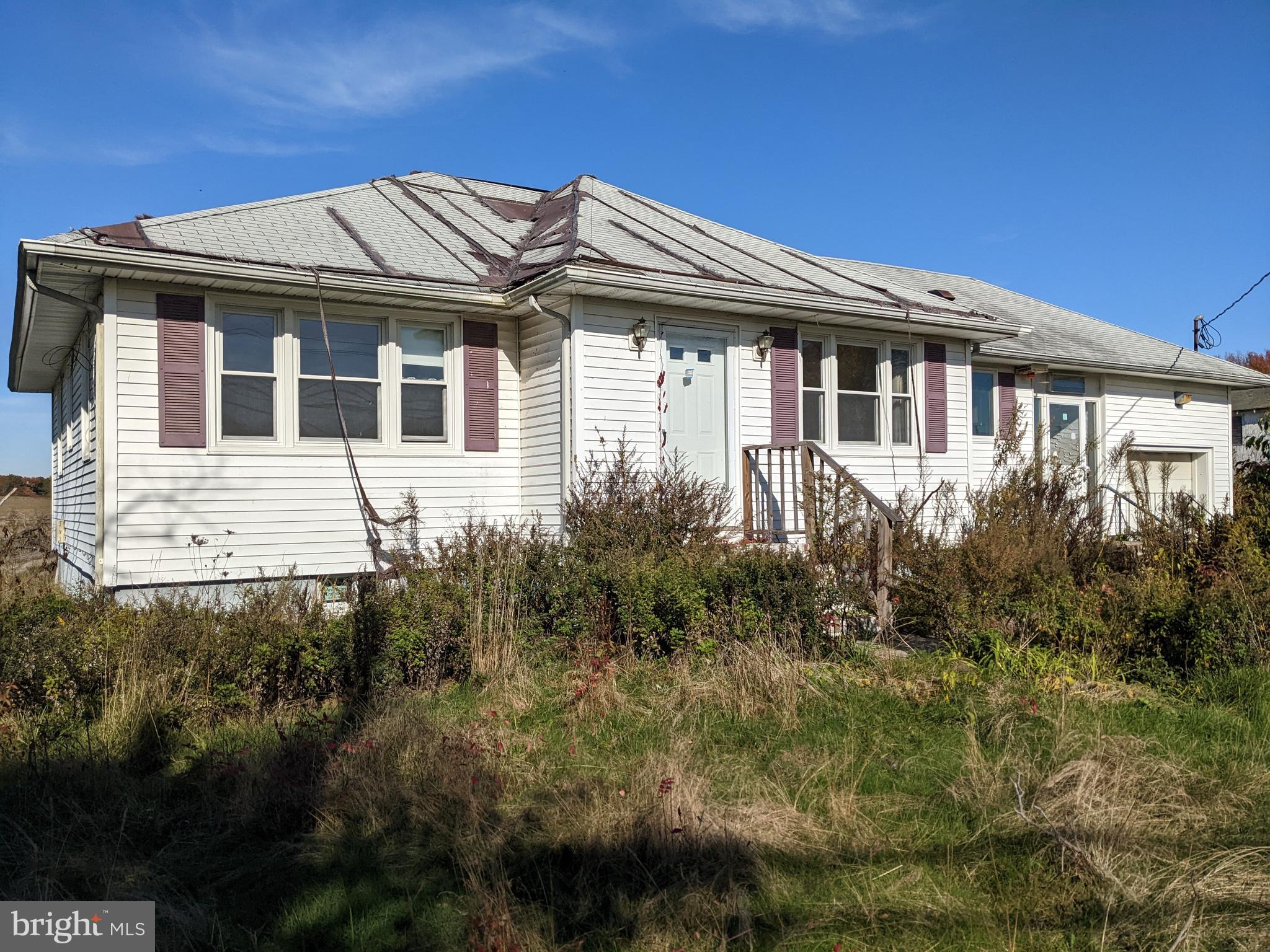 605 Etra Road East Windsor, NJ 08520 - Photo 1 of 20