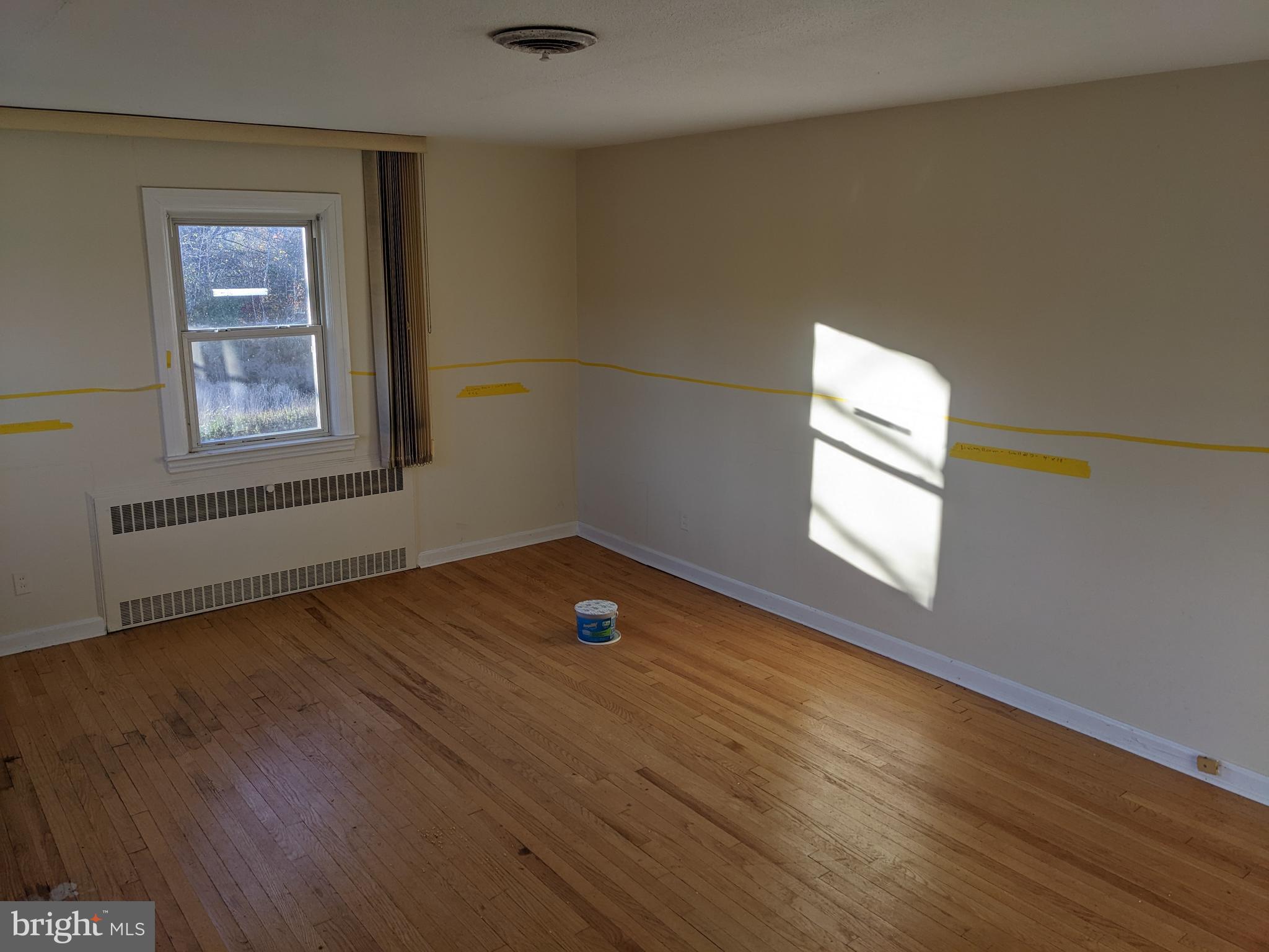 605 Etra Road East Windsor, NJ 08520 - Photo 3 of 20