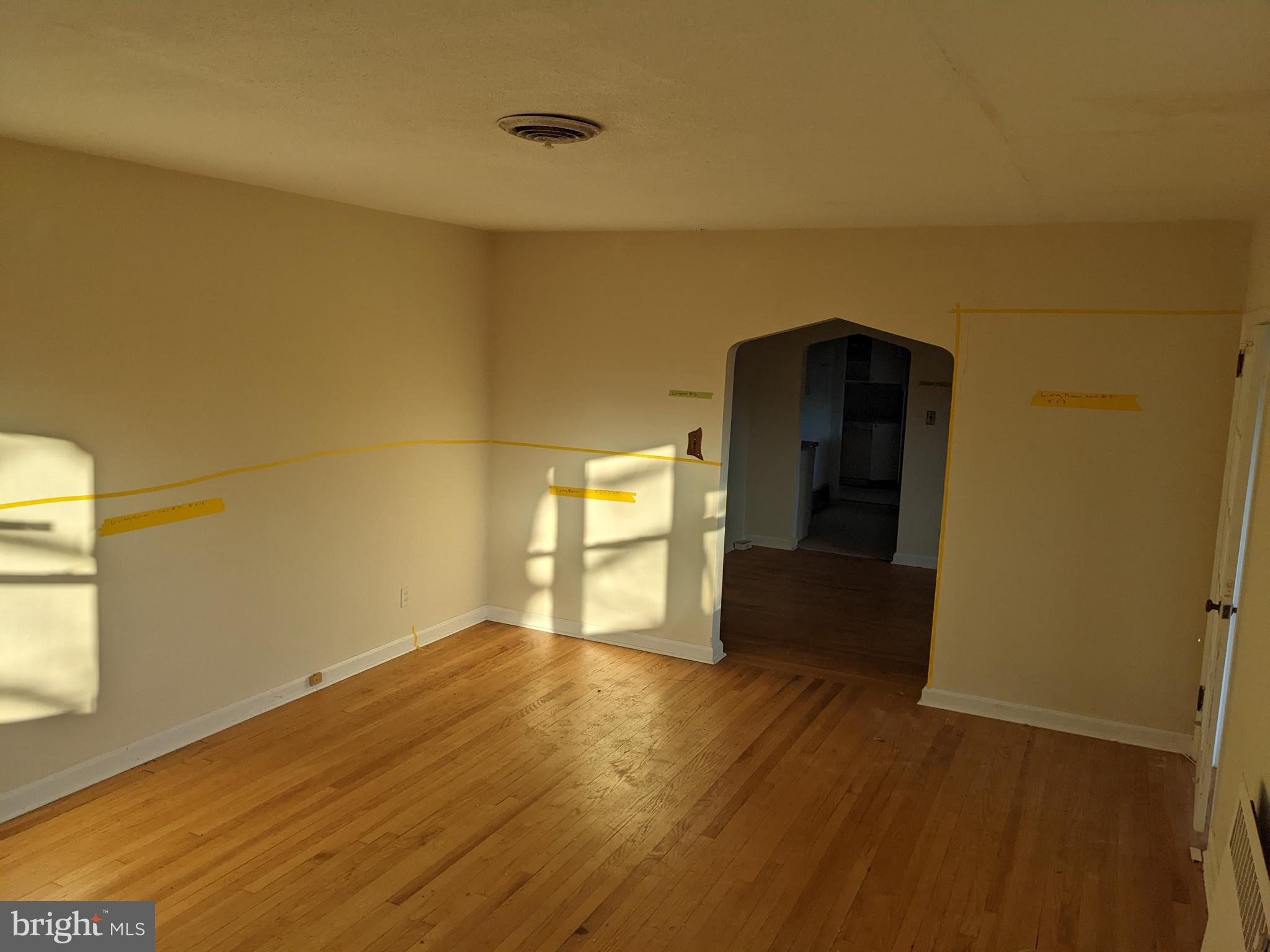 605 Etra Road East Windsor, NJ 08520 - Photo 4 of 20