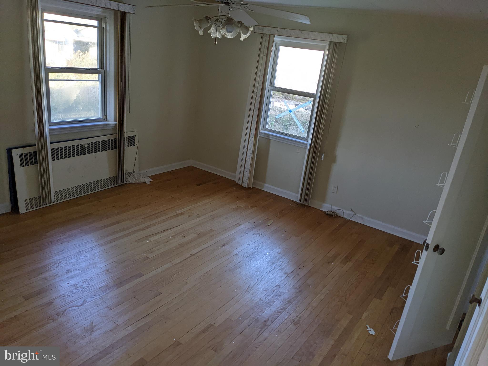 605 Etra Road East Windsor, NJ 08520 - Photo 7 of 20