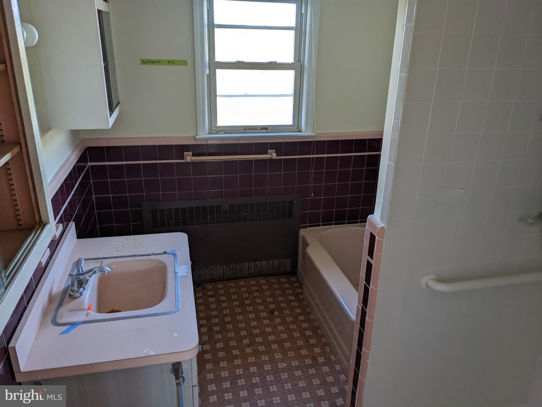 605 Etra Road East Windsor, NJ 08520 - Photo 10 of 20