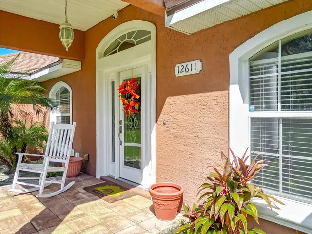 a front view of house with yard