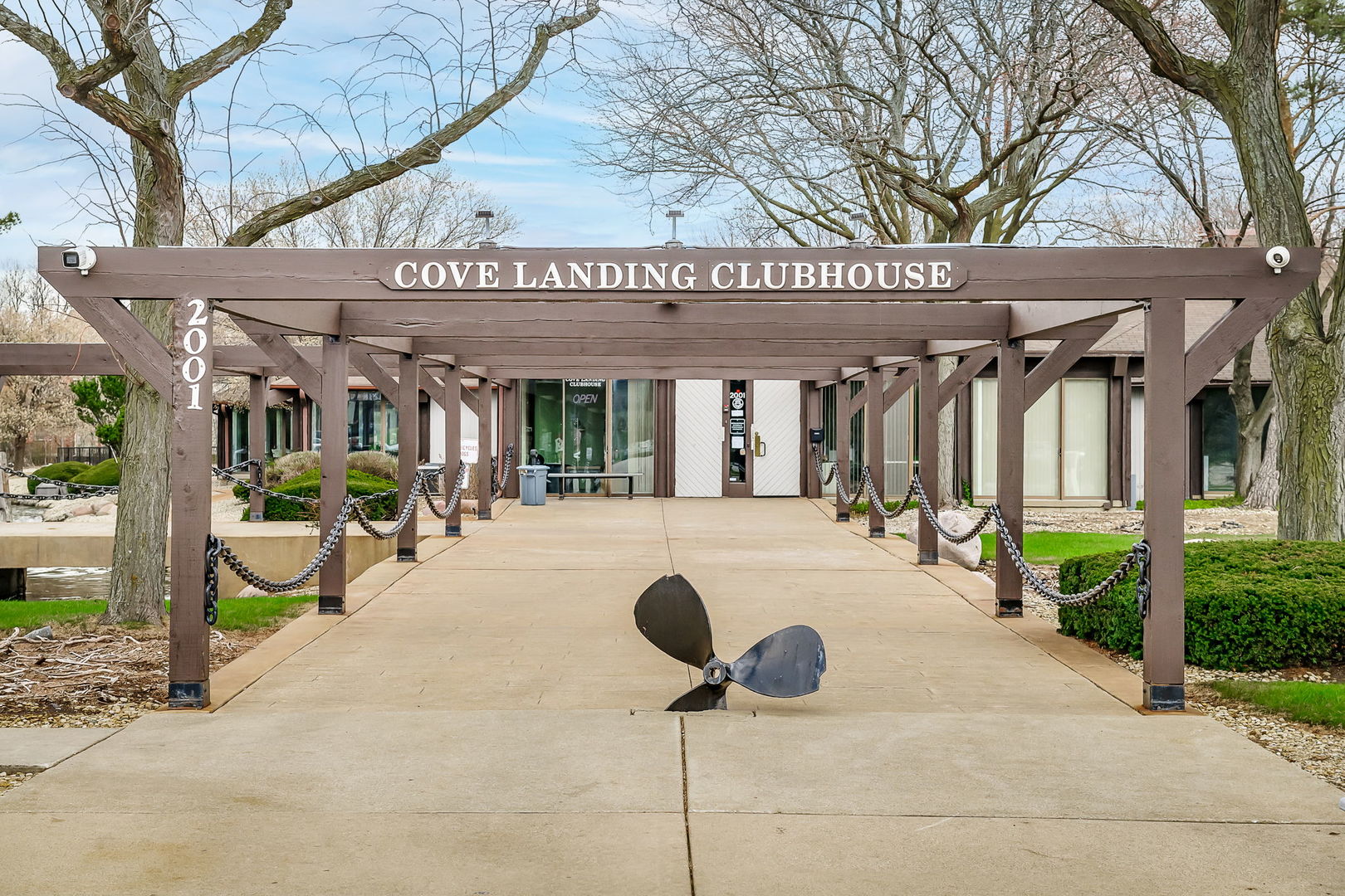 2015 South Finley Road, Unit 207 Lombard, IL 60148 - Photo 23 of 26 Gallery Image 23