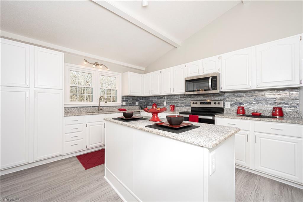8052 Lasater Road Clemmons, NC 27012 - Photo 13 of 50 Gallery Image 13