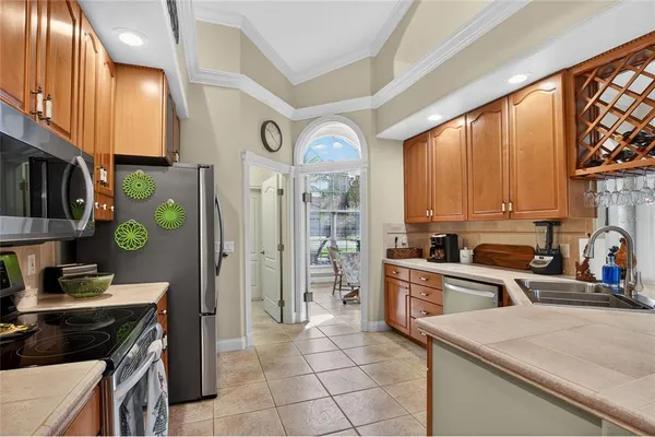 $299,900 | 212 Golf Aire Boulevard, Winter Haven, FL 33884