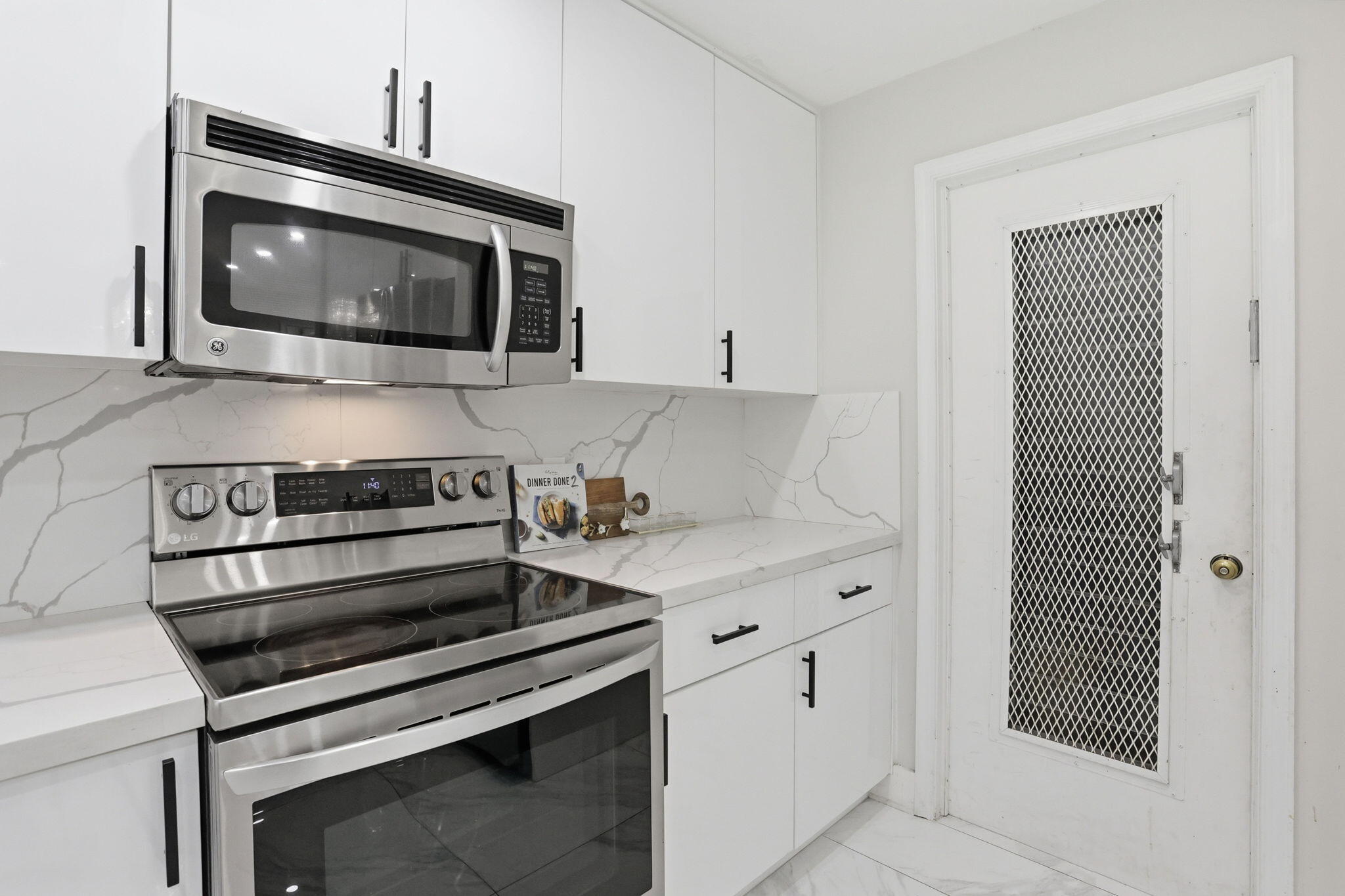 23451 Southwest 55th Avenue, Unit B Boca Raton, FL 33433 - Photo 9 of 49 34-web-or-mls-0E2A5961