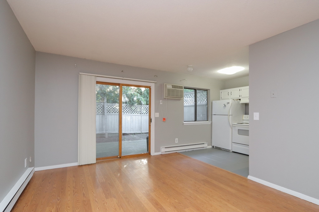 170 East Hadley Road, Unit 13 Amherst, MA 01002 - Photo 9 of 38