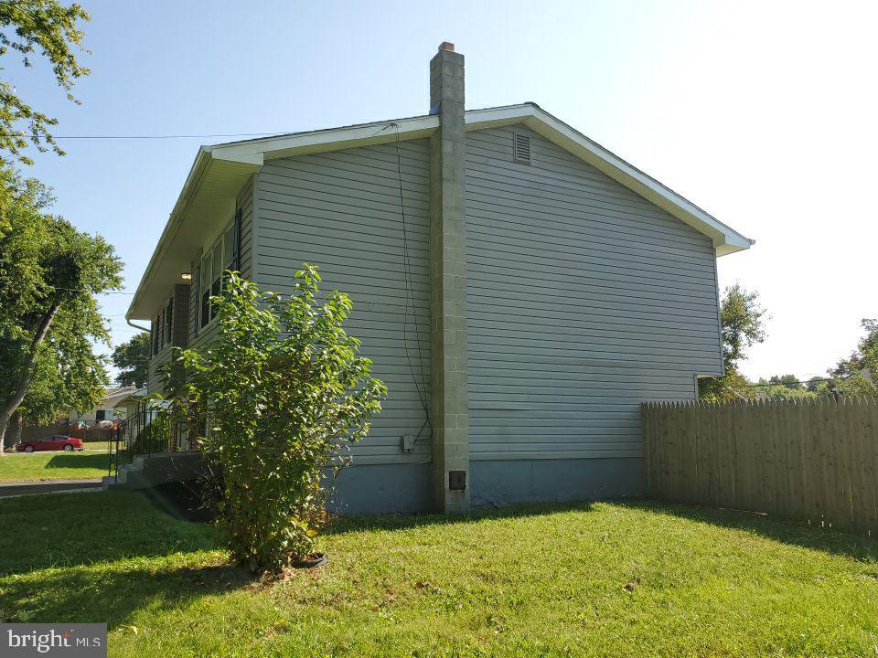 83 Georgia Road Pennsville, NJ 08070 - Photo 4 of 24