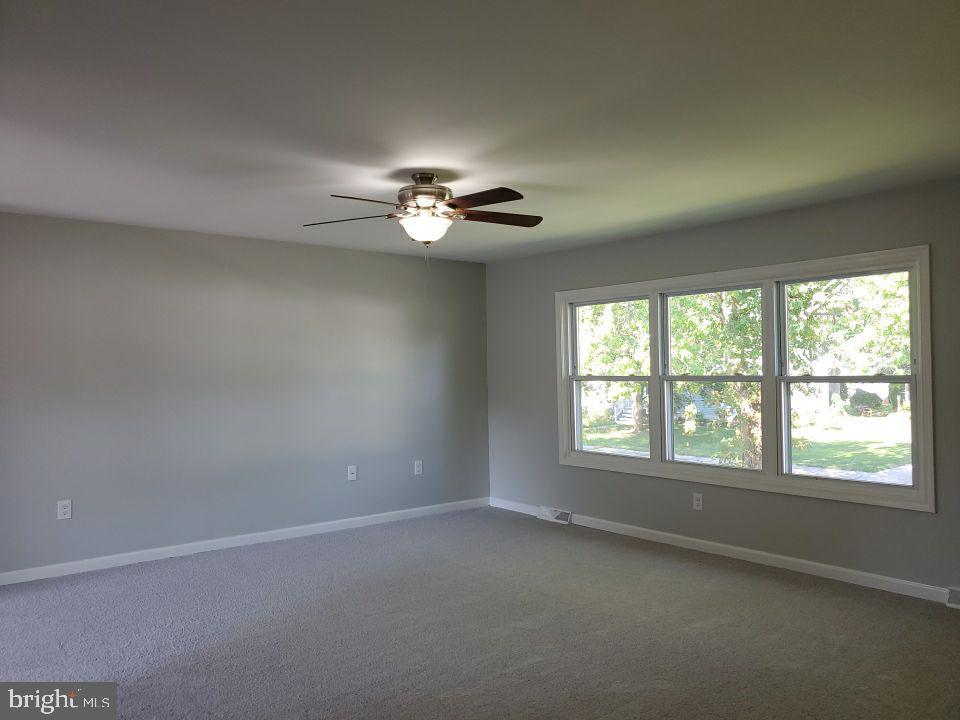 83 Georgia Road Pennsville, NJ 08070 - Photo 7 of 24