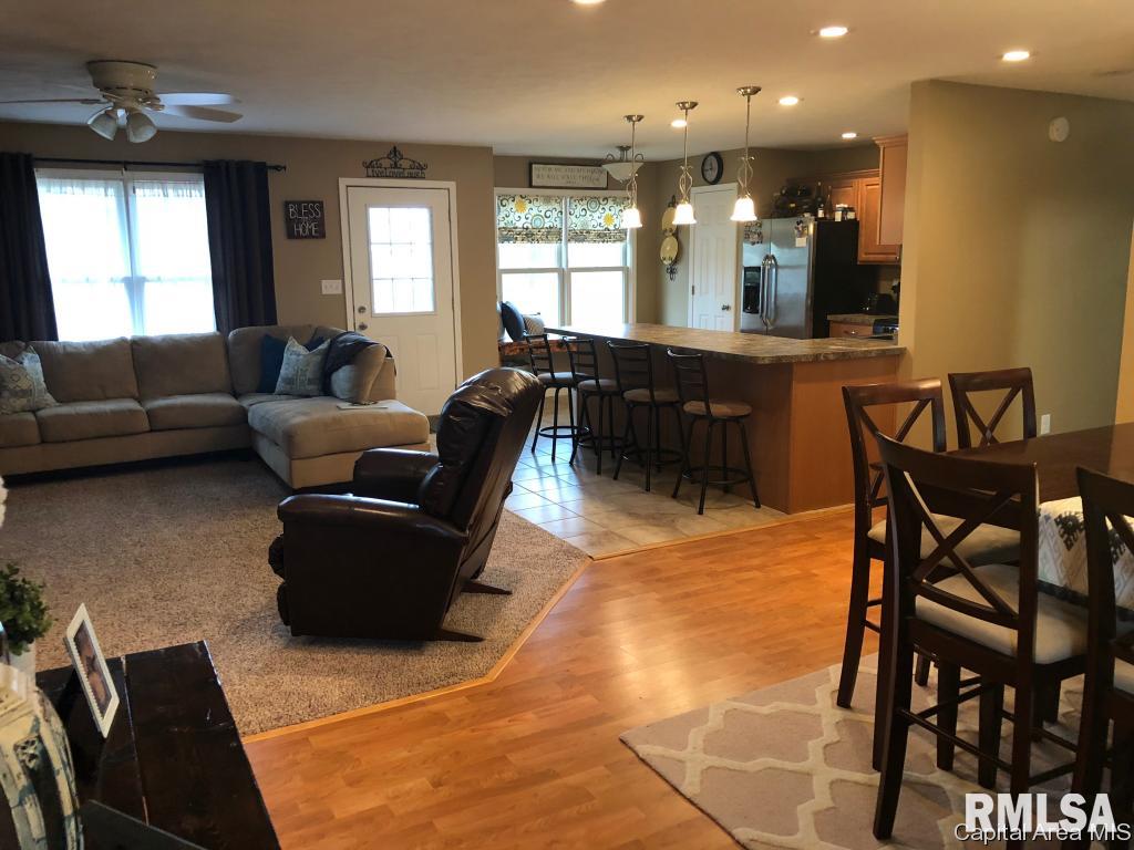 603 North Main Street Athens, IL 62613 - Photo 2 of 16 Gallery Image 2