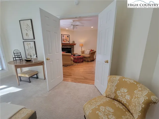 $425,000 | 182 Evergreen Springs Court, Unit 401, Blowing Rock, NC 28605