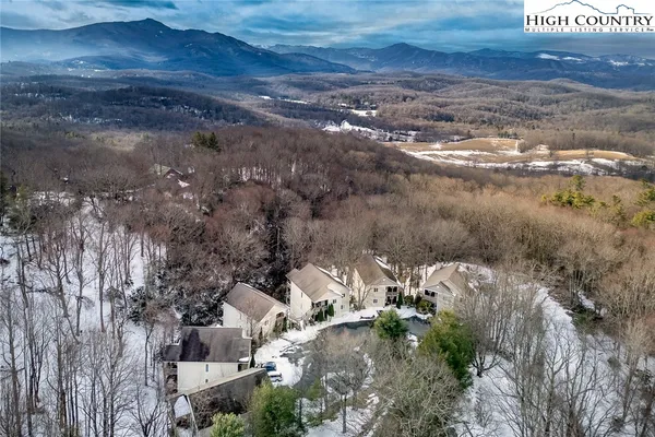 $405,000 | 182 Evergreen Springs Court, Unit 401, Blowing Rock, NC 28605