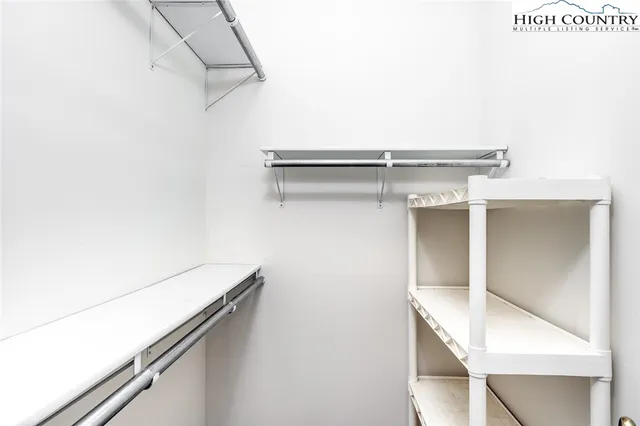 $425,000 | 182 Evergreen Springs Court, Unit 401, Blowing Rock, NC 28605