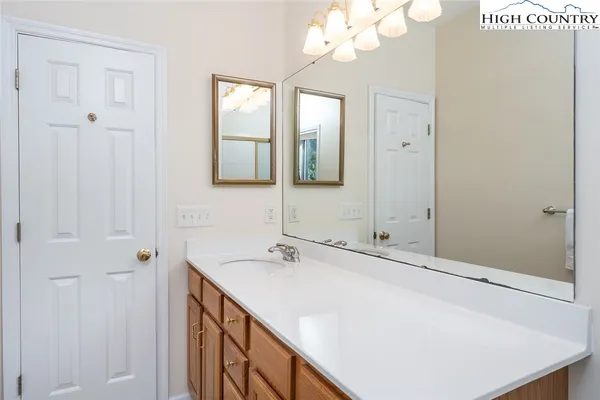 $405,000 | 182 Evergreen Springs Court, Unit 401, Blowing Rock, NC 28605