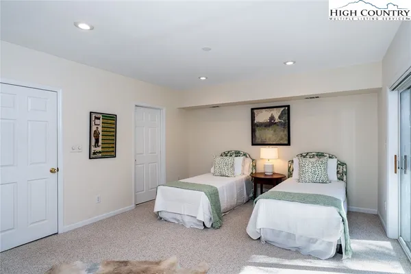 $405,000 | 182 Evergreen Springs Court, Unit 401, Blowing Rock, NC 28605