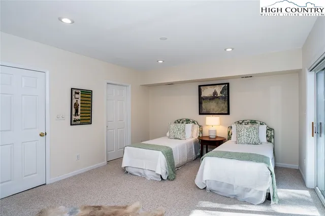 $425,000 | 182 Evergreen Springs Court, Unit 401, Blowing Rock, NC 28605