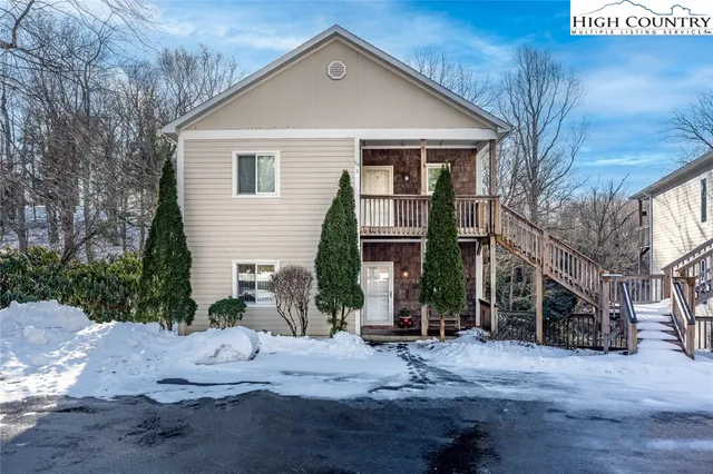 $425,000 | 182 Evergreen Springs Court, Unit 401, Blowing Rock, NC 28605