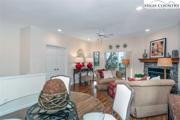 $405,000 | 182 Evergreen Springs Court, Unit 401, Blowing Rock, NC 28605