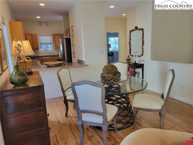 $425,000 | 182 Evergreen Springs Court, Unit 401, Blowing Rock, NC 28605