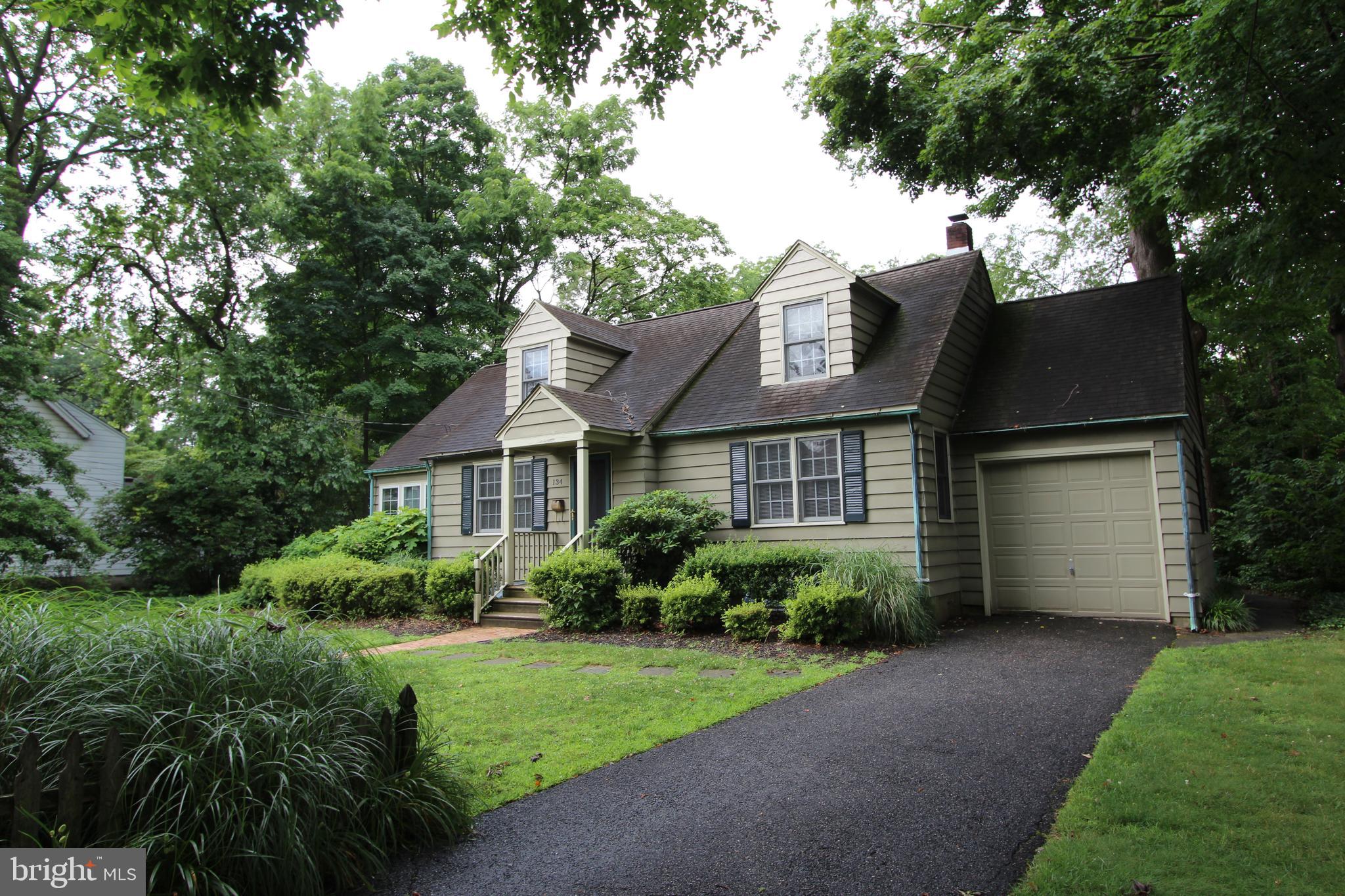 134 Peyton Avenue Haddonfield, NJ 08033 - Photo 3 of 25