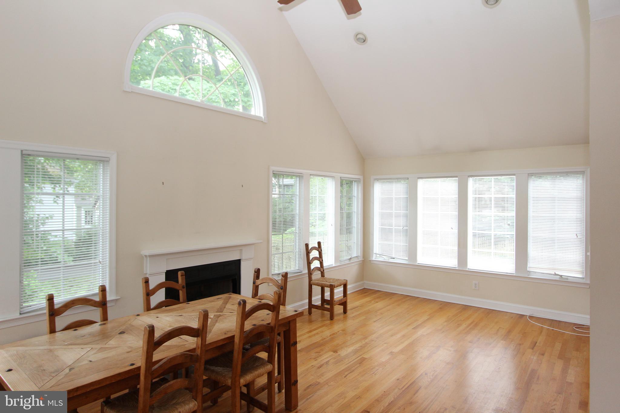 134 Peyton Avenue Haddonfield, NJ 08033 - Photo 8 of 25