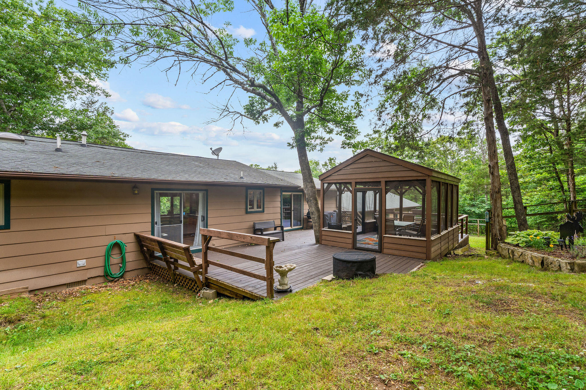 845 Alyeska Point Road Lampe, MO 65681 - Photo 31 of 34 Backyard