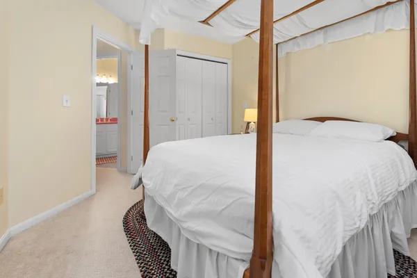 $535,000 | 84 Iris Way, Hartford, VT 05001