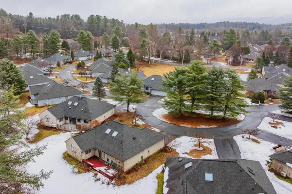 $535,000 | 84 Iris Way, Hartford, VT 05001
