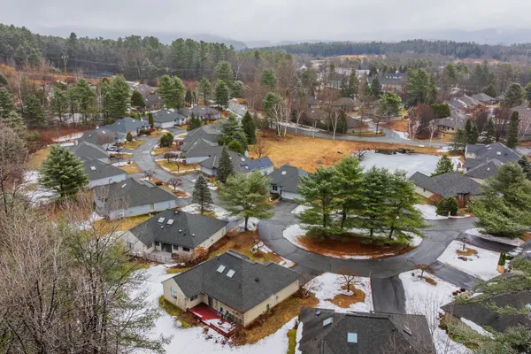 $535,000 | 84 Iris Way, Hartford, VT 05001