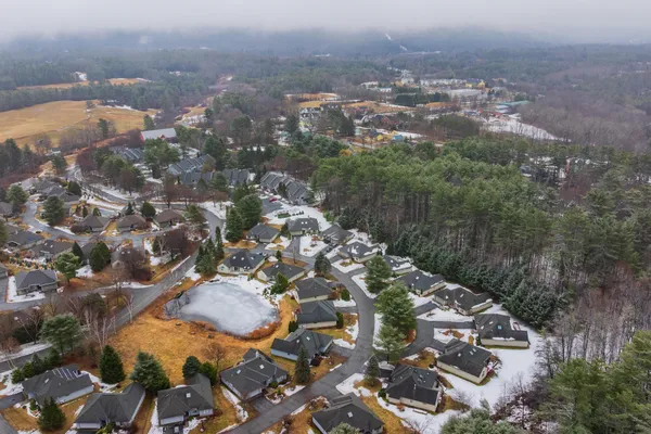 $535,000 | 84 Iris Way, Hartford, VT 05001