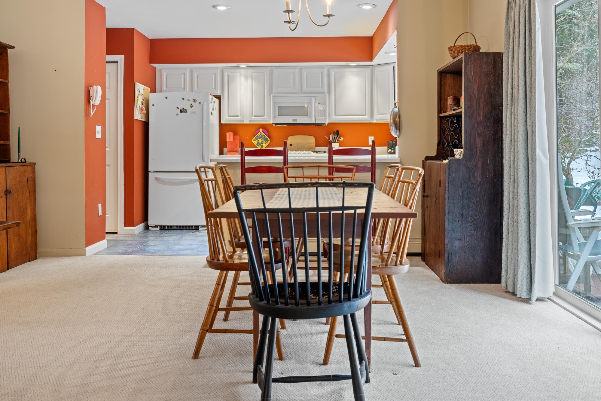 84 Iris Way Hartford, VT 05001 - Photo 6 of 48