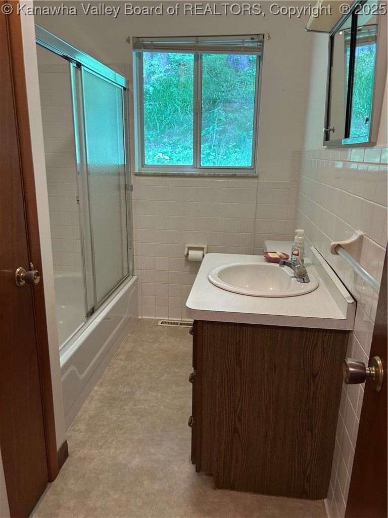 5209 Elk River Road South Elkview, WV 25071 - Photo 14 of 27 Gallery Image 14